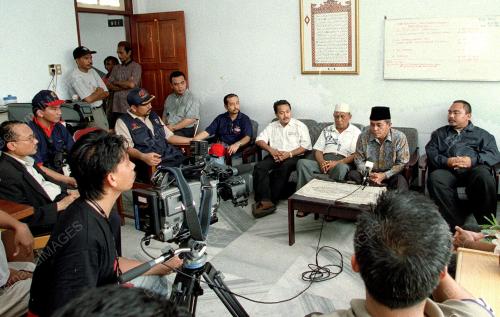 KL01-07_01_2001_BERITA_DI_AMBON_18012016