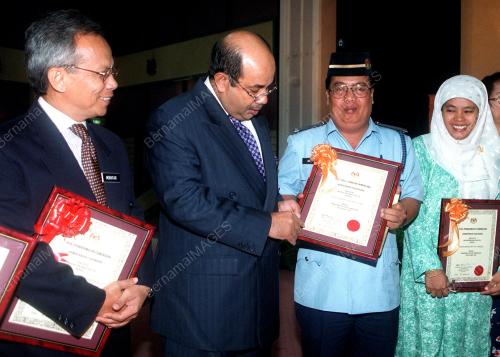 KL01-100200_SYED_HAMID_07012016