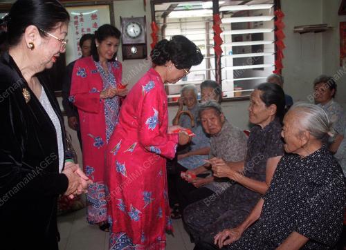 KL01-110200_HASMAH_ANG_POW_07012016