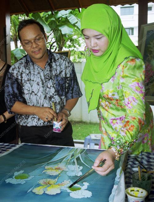 KL01-12_06_2001AISHAH_27012016