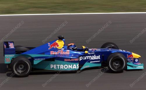 KL01-12_08_2000_PETRONAS_REDBUL_12012016