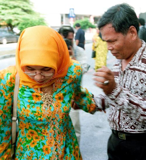 KES ANAK KETUA WANITA UMNO AMPANG MENYEBABKAN KEMATIAN-LANGGAR