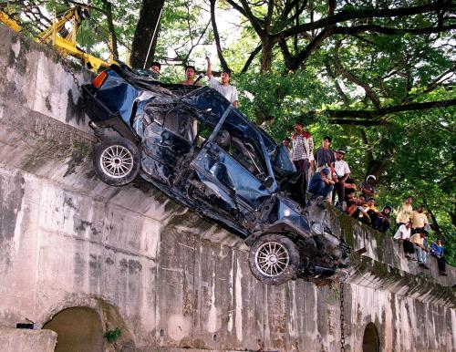 KL01-27_10_2000_KERETA-SUNGAI_14012016