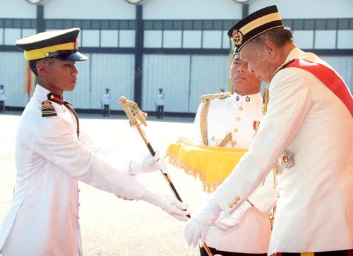 KL01-29_05_2000_PELATIH_TERBAIK_07012016
