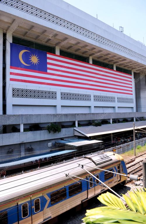 KIBARKAN JALUR GEMILANG