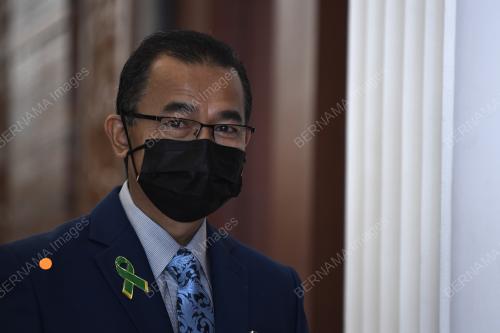 DATUK DR NOOR AZMI GHAZALI