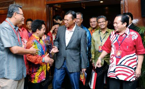 DATUK SERI AHMAD SHABERY CHEEK