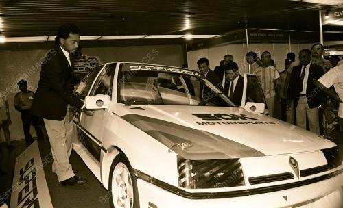 KL01_010190_AUTOMOBIL