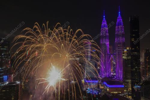 MALAM TAHUN BAHARU 2025