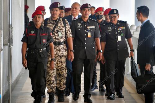 DATUK SERI NAJIB TUN RAZAK