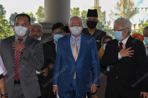 DATUK SERI NAJIB TUN RAZAK