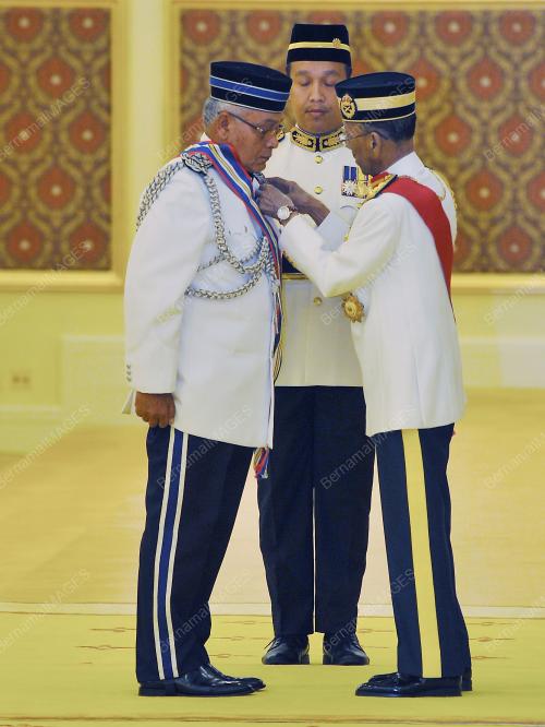 KL01_01112016_AGONG