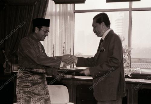 DATUK AHMAD SARJI ABDUL HAMID
