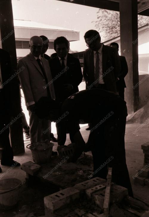 MENTERI MYANMAR