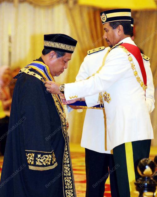 TUANKU MIZAN ZAINAL ABIDIN