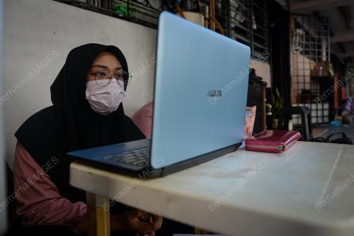 PENGAJARAN DAN PEMBELAJARAN DI RUMAH