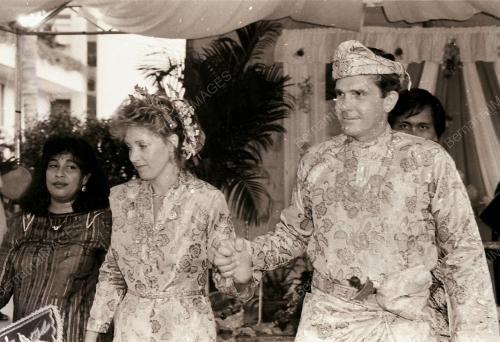 PASANGAN BRITISH KAHWIN CARA MELAYU
