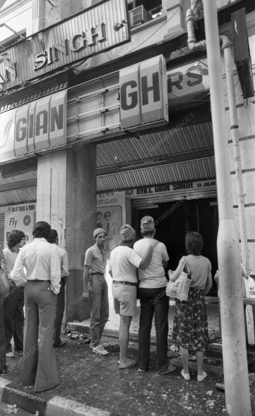 KL01_02032015_KEDAI_TERBAKAR