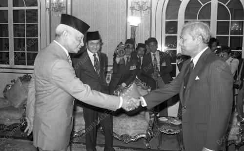 KL01_02032015_PREM_TINSULANONDA