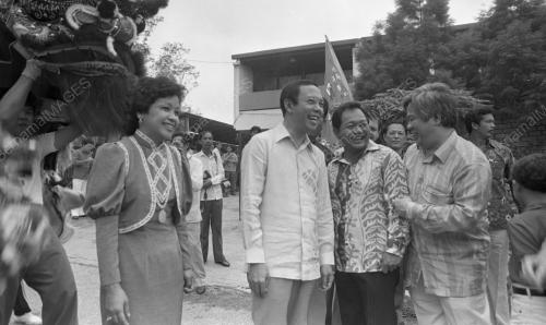 KL01_02032015_TAHUN_BARU_CINA
