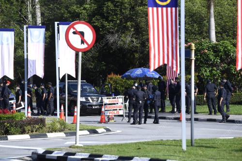SEKATAN JALAN RAYA PARLIMEN