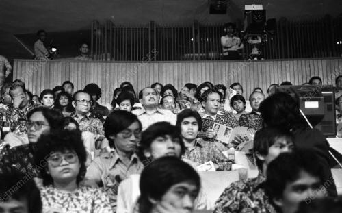 KL01_02102015_PESTA_LAGU