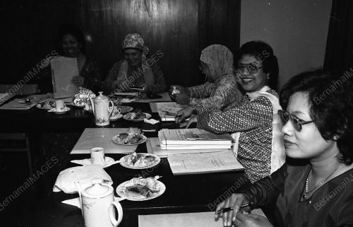KL01_02102015_WANITA_UMNO