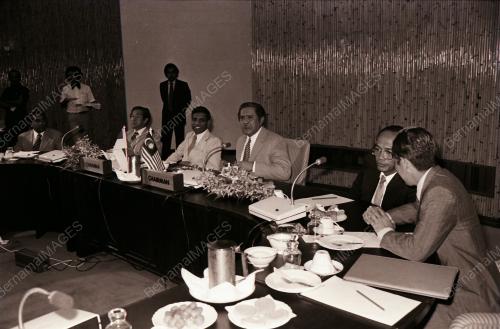 INTER-GOVERNMENT MEETING