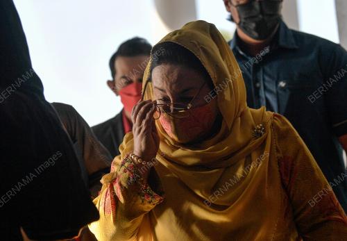 DATIN SERI ROSMAH MANSOR