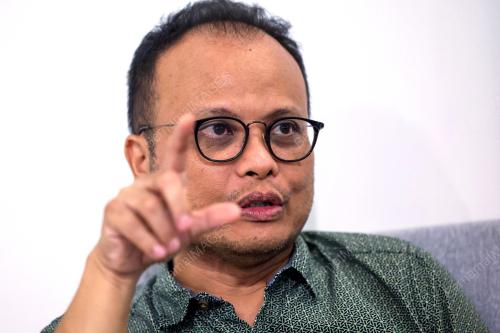 SURIN SUKSUWAN