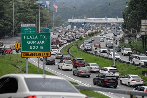 TINJAUAN ALIRAN TRAFIK TOL GOMBAK