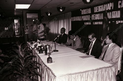 KL01_03121980_SUHAIMI