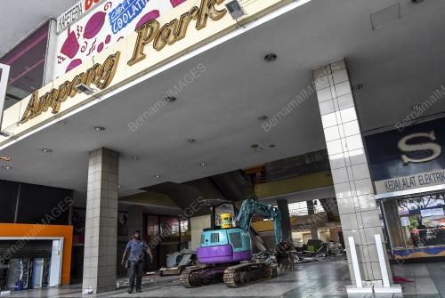 KL01_04012018_MRT_BN201801035222