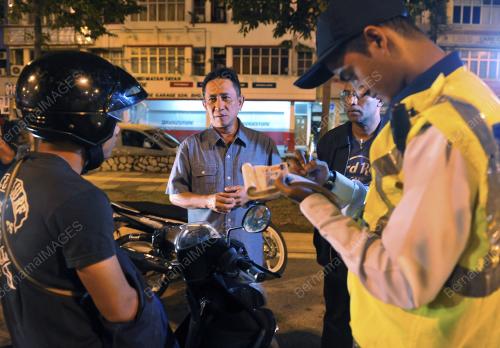 KL01_04042015_POLIS