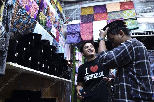 KL01_04062019_LAST_SHOPPING