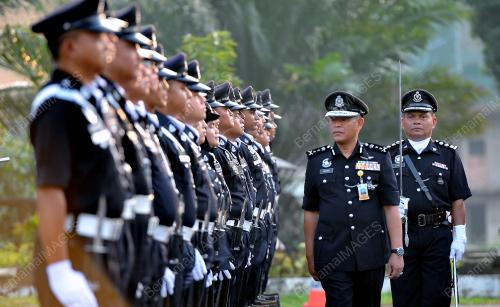 KL01_04072012_POLIS