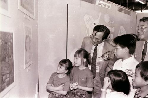 DR LEO MICHAEL TOYAD (TIMB MENTERI PENDIDIKAN)