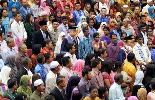 RAJA DR NAZRIN SHAH