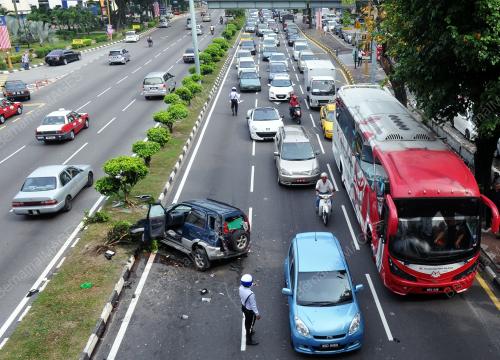 KL01_04082012_KEMALANGAN