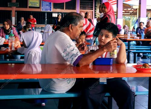 KL01_05012016_IBUBAPA