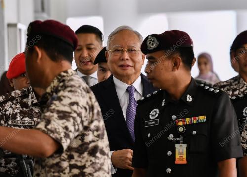 DATUK SERI NAJIB TUN RAZAK