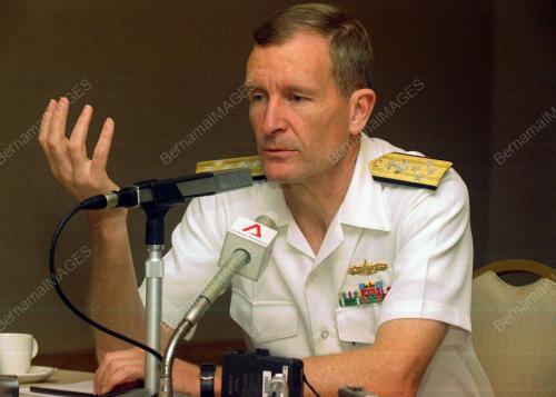 KL01_05022016_ADMIRAL_DENNIS