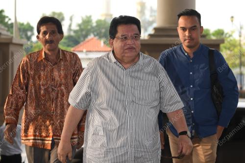DATUK SERI TENGKU ADNAN TENGKU MANSOR