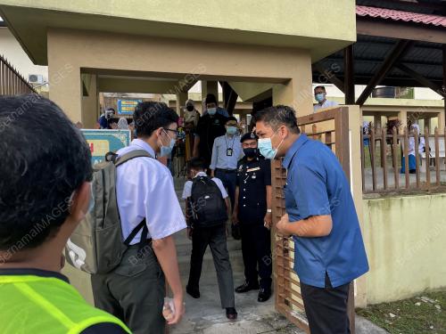 DATUK DR RADZI JIDIN
