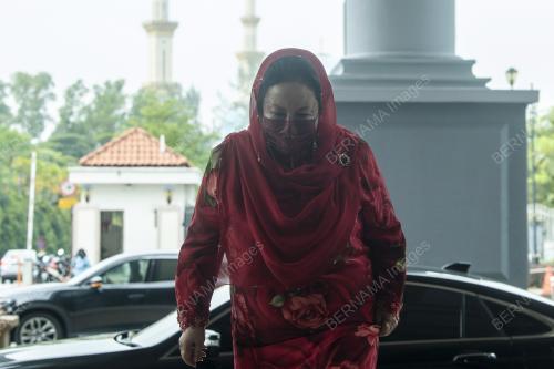 DATIN SERI ROSMAH MANSOR