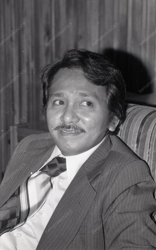 DR. MAHATHIR MUHAMAD