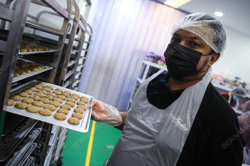 KHM FOODIES SDN BHD