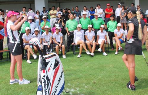 GOLF CLINIC
