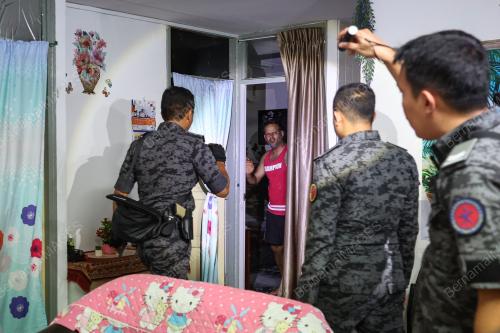 OPERASI JABATAN IMIGRESEN MALAYSIA