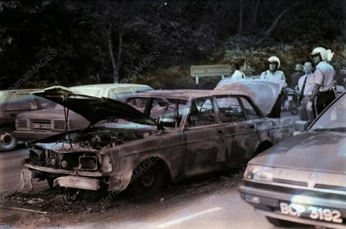KERETA VOLVO TERBAKAR DI JALAN SEMANTAN